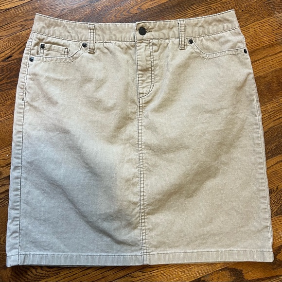 L.L. Bean Dresses & Skirts - LL Bean Corduroy Favorite Fit Pencil Skirt Size 12 Petite
